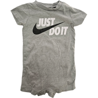 Nike 3 mois